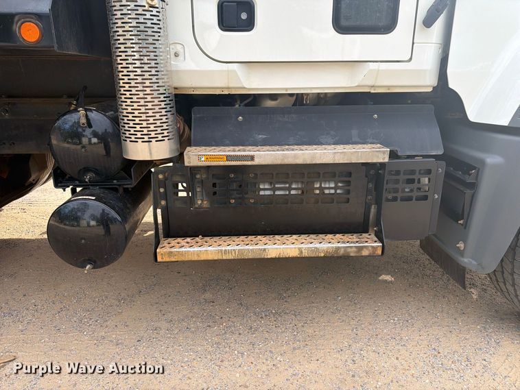 image for item ZA0836 2021 Mack Granite dump truck
