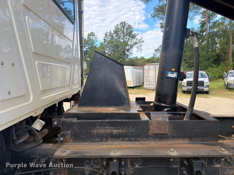 image for item ZA0836 2021 Mack Granite dump truck
