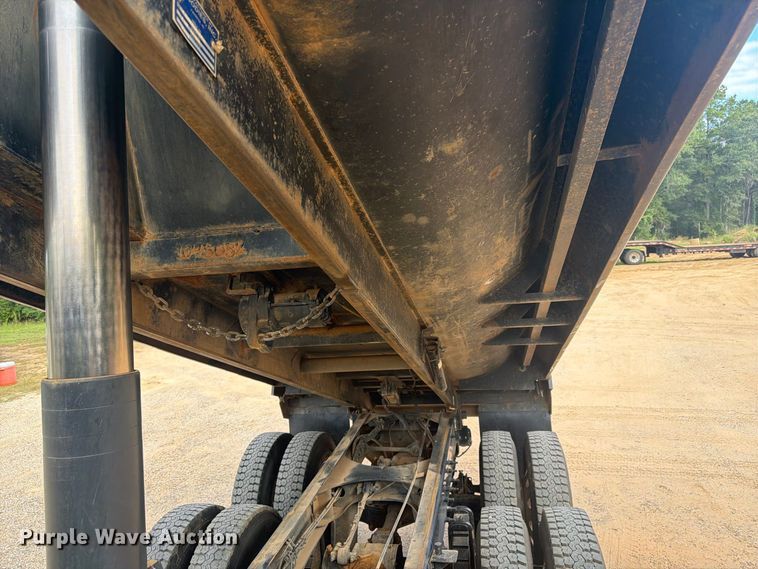 image for item ZA0836 2021 Mack Granite dump truck