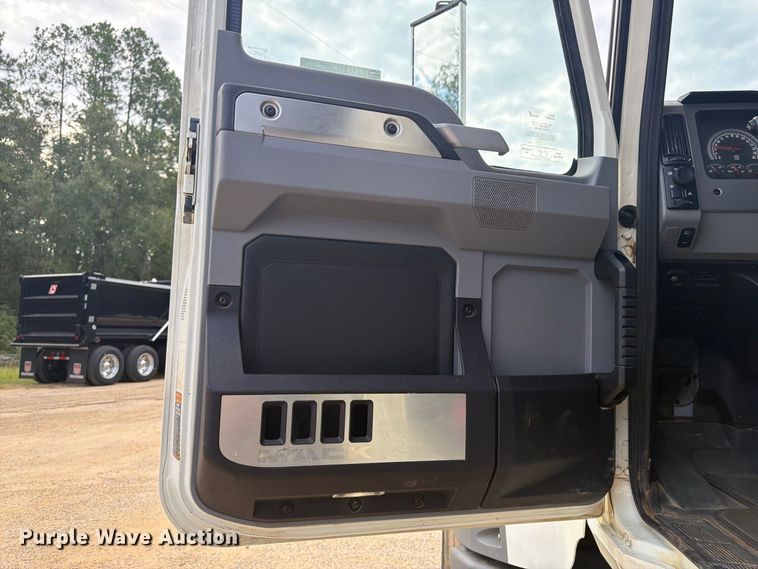 image for item ZA0836 2021 Mack Granite dump truck