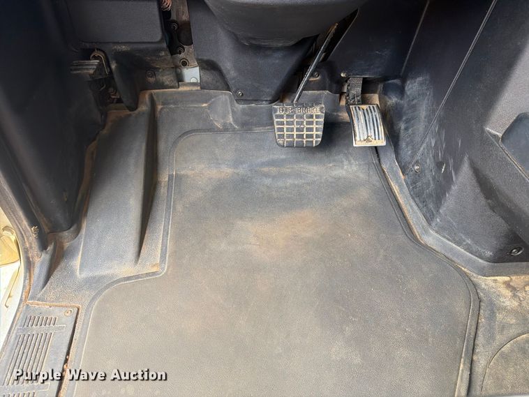 image for item ZA0836 2021 Mack Granite dump truck