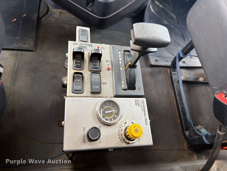 image for item ZA0836 2021 Mack Granite dump truck