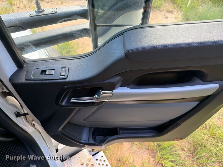 image for item ZA0837 2025 Kenworth T880 dump truck