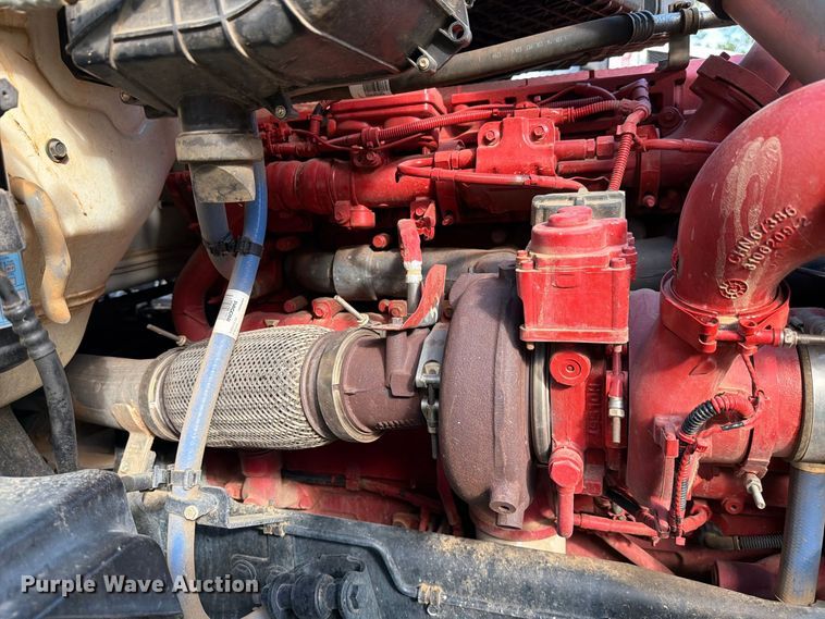 image for item ZA0837 2025 Kenworth T880 dump truck