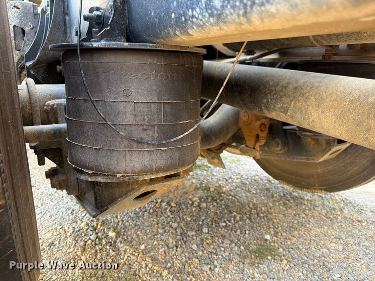 image for item ZA0837 2025 Kenworth T880 dump truck