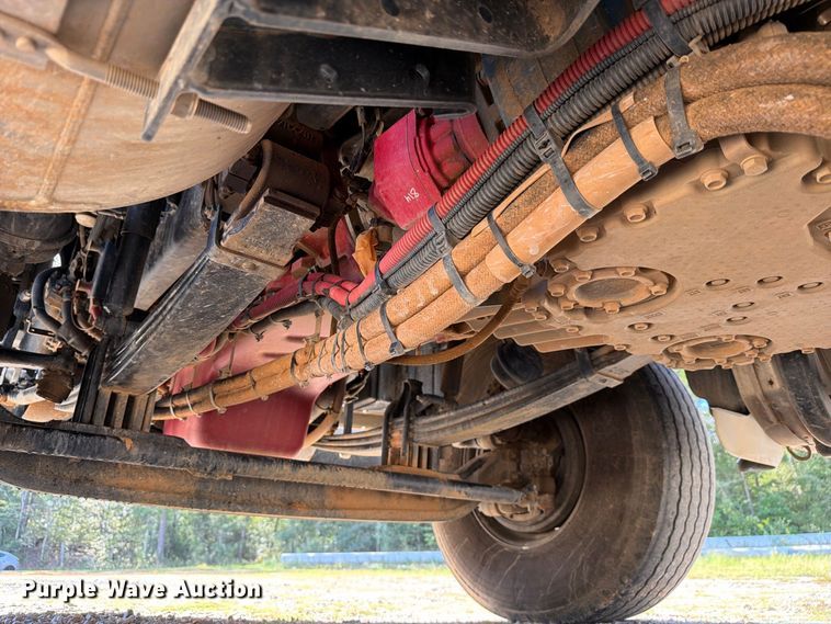 image for item ZA0837 2025 Kenworth T880 dump truck