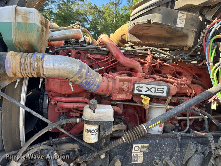 image for item ZA0838 2025 Kenworth T880 dump truck