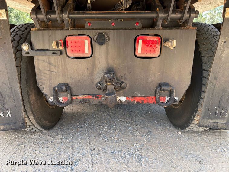 image for item ZA0838 2025 Kenworth T880 dump truck