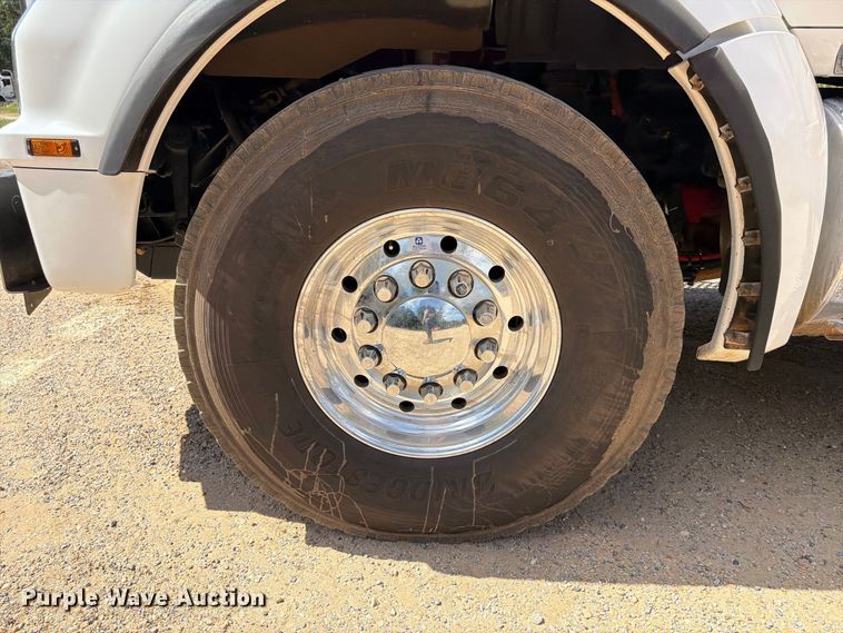 image for item ZA0838 2025 Kenworth T880 dump truck