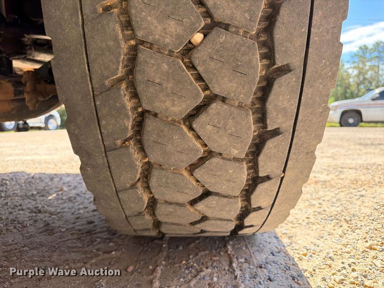image for item ZA0838 2025 Kenworth T880 dump truck