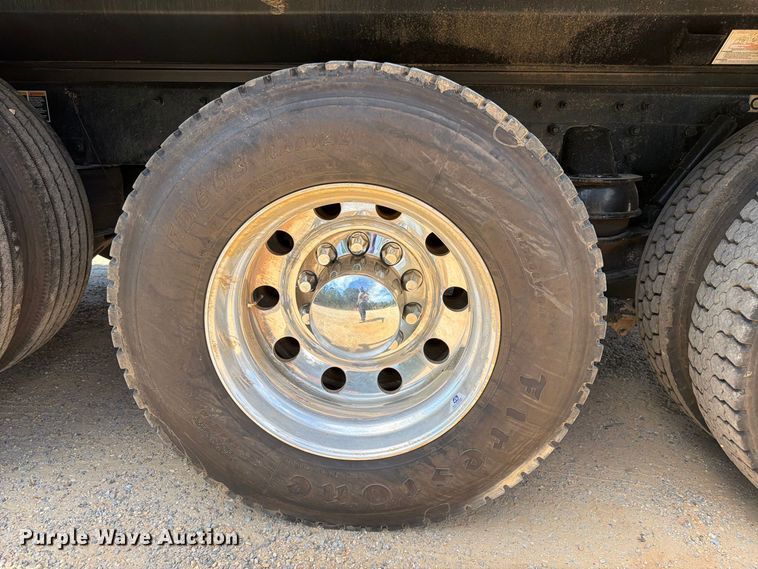 image for item ZA0838 2025 Kenworth T880 dump truck