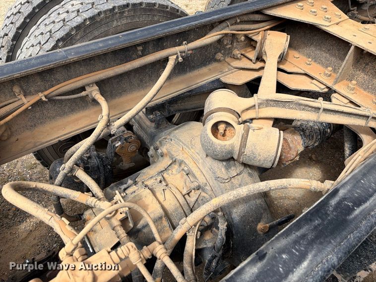 image for item ZA0840 2025 Kenworth T880 dump truck