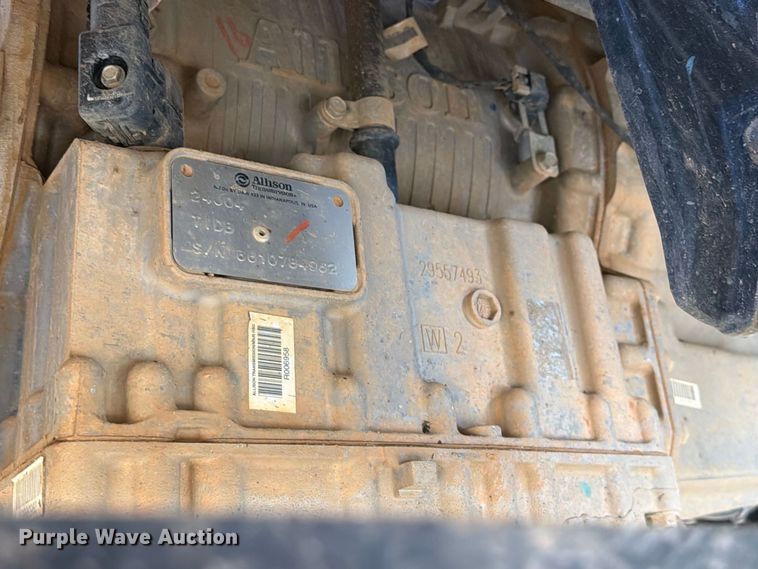image for item ZA0840 2025 Kenworth T880 dump truck