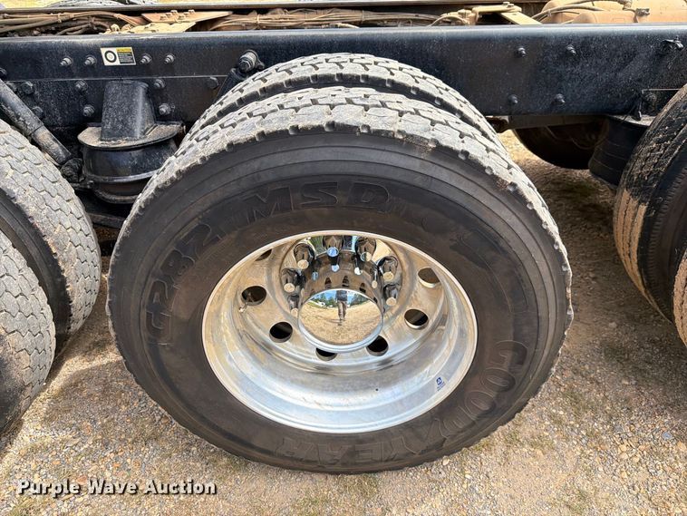 image for item ZA0840 2025 Kenworth T880 dump truck