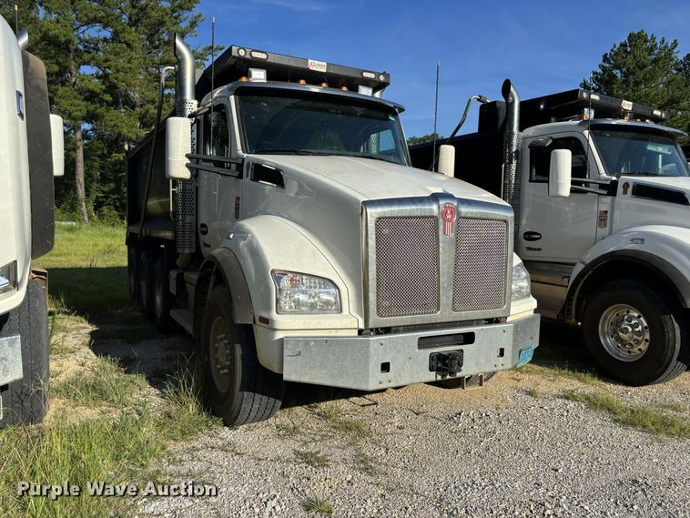 image for item ZA0841 2025 Kenworth T880 dump truck