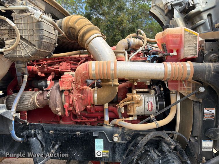 2025 Kenworth T880