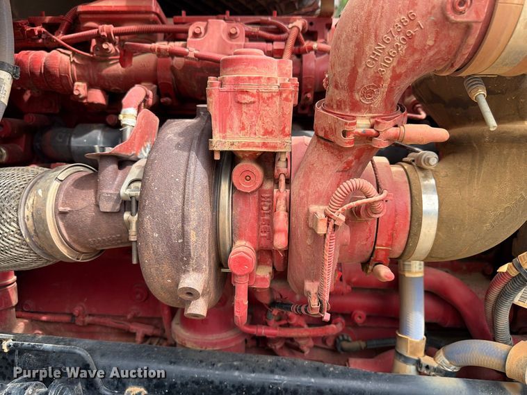 2025 Kenworth T880