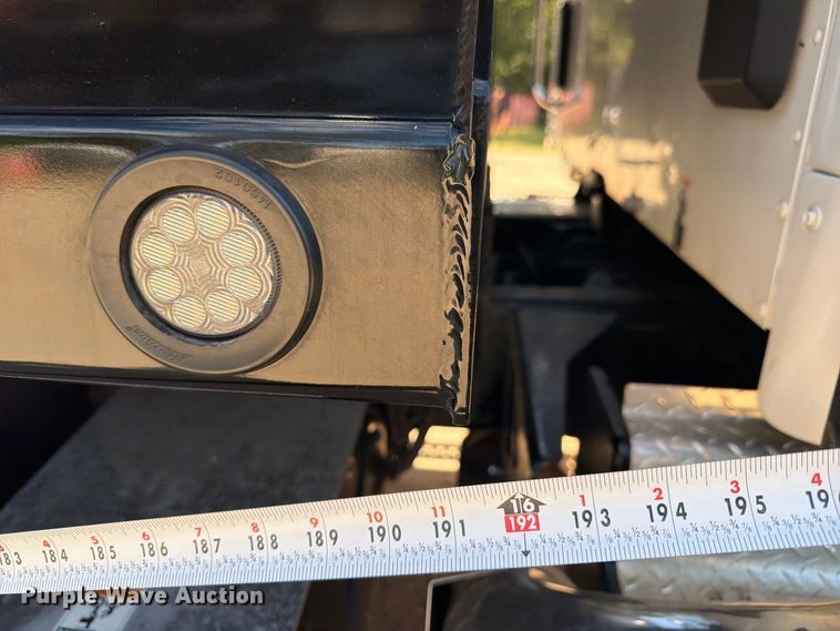 image for item ZA0842 2025 Kenworth T880 dump truck