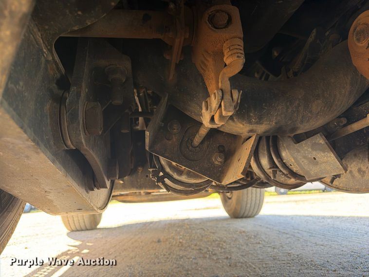 image for item ZA0842 2025 Kenworth T880 dump truck