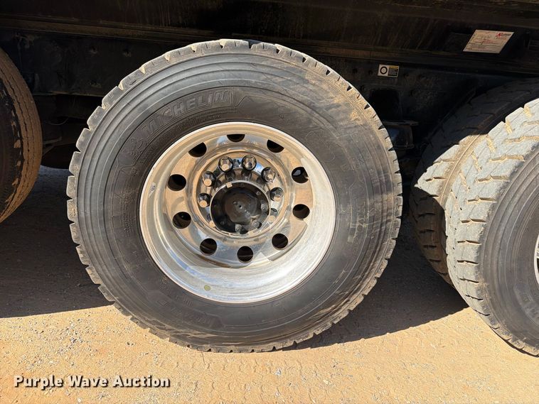 image for item ZA0842 2025 Kenworth T880 dump truck