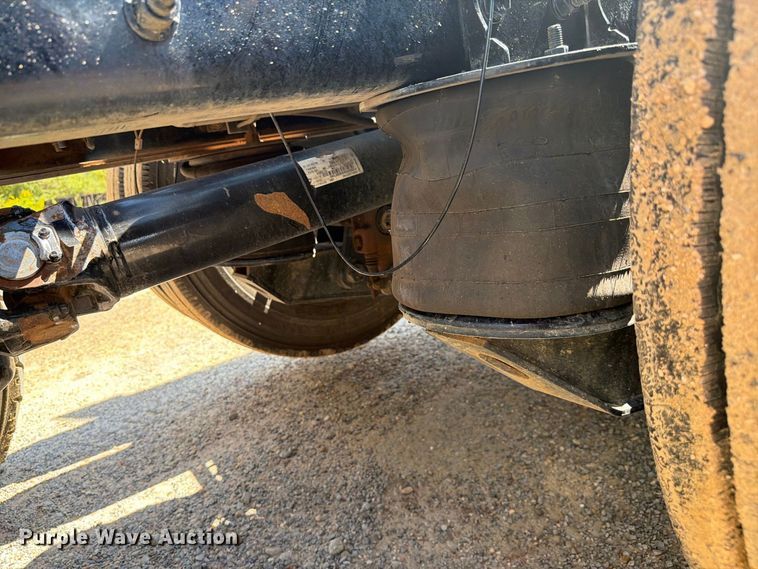 image for item ZA0843 2025 Kenworth T880 dump truck