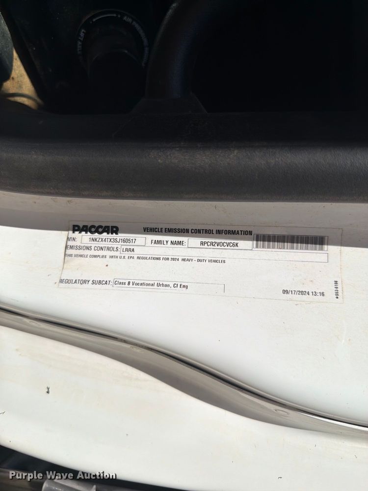 image for item ZA0843 2025 Kenworth T880 dump truck