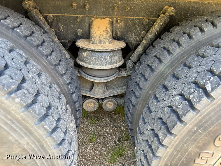 image for item ZA0844 2025 Kenworth T880 dump truck