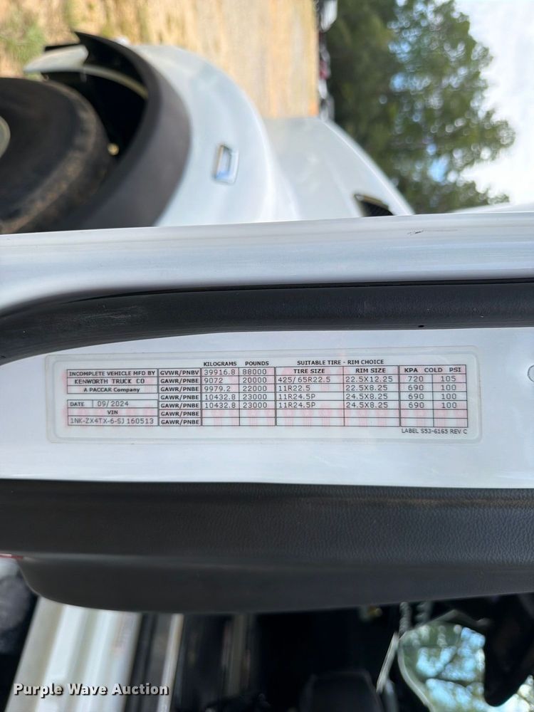image for item ZA0844 2025 Kenworth T880 dump truck