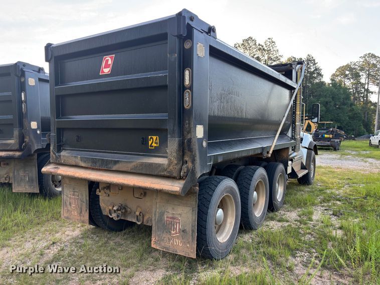 image for item ZA0845 2025 Kenworth T880 dump truck