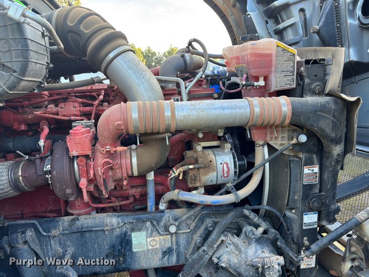image for item ZA0845 2025 Kenworth T880 dump truck
