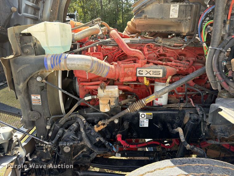 image for item ZA0845 2025 Kenworth T880 dump truck