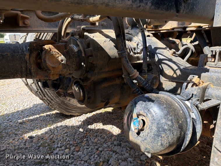 image for item ZA0845 2025 Kenworth T880 dump truck