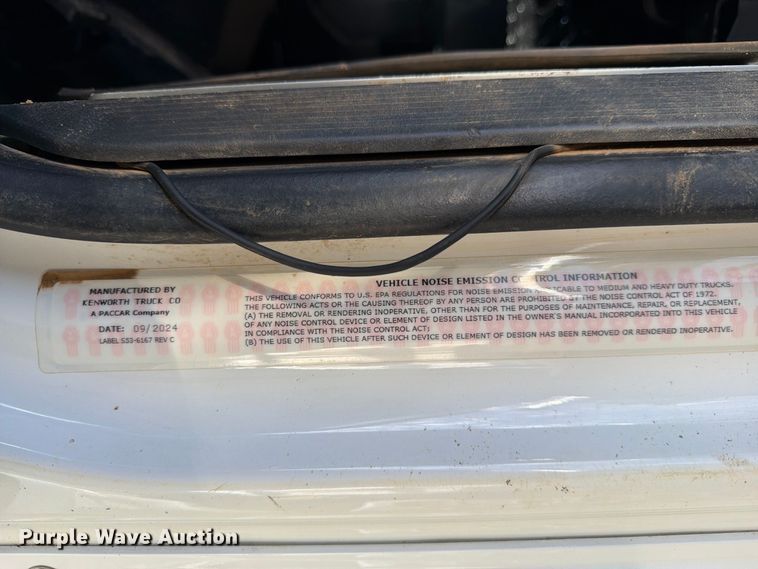 image for item ZA0845 2025 Kenworth T880 dump truck