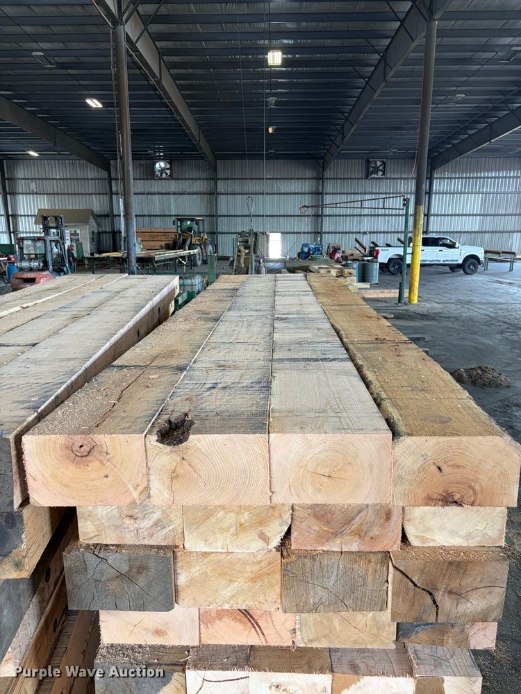 image for item ZA0858 (16) 8 x 4's crane mats