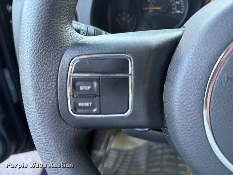 image for item DT2922 2017 Jeep Compass SUV