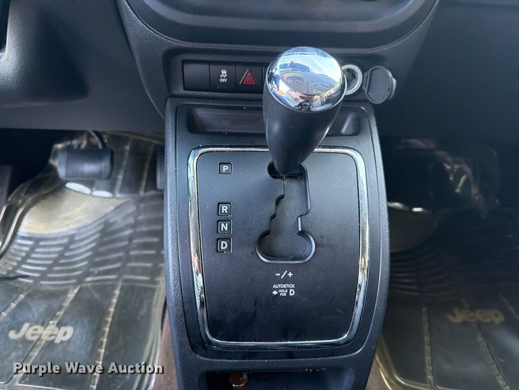 image for item DT2922 2017 Jeep Compass SUV