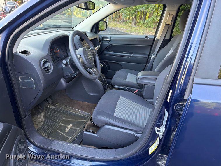 image for item DT2922 2017 Jeep Compass SUV