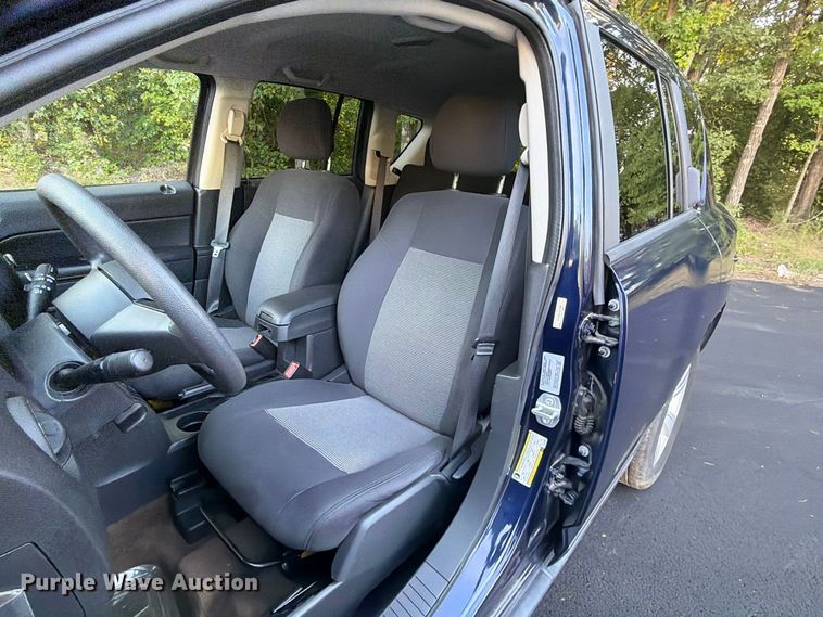 image for item DT2922 2017 Jeep Compass SUV
