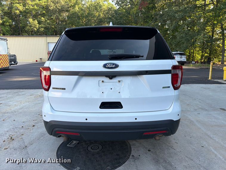 image for item DT2923 2017 Ford Explorer Police Interceptor SUV