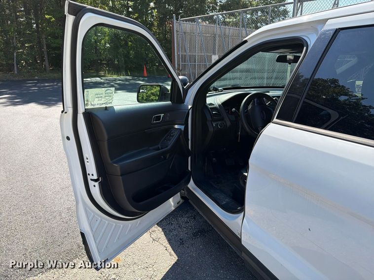 image for item DT2926 2019 Ford Explorer Police Interceptor SUV