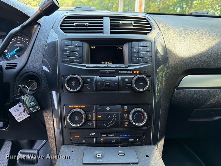 image for item DT2926 2019 Ford Explorer Police Interceptor SUV