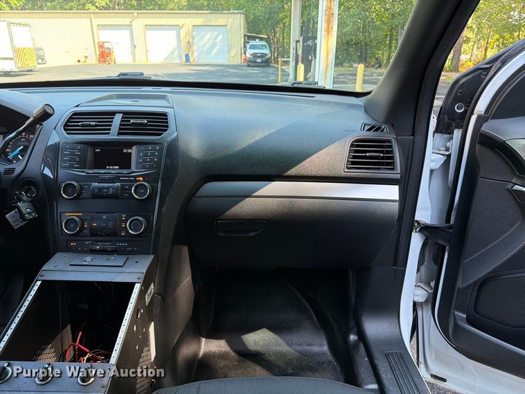 image for item DT2926 2019 Ford Explorer Police Interceptor SUV