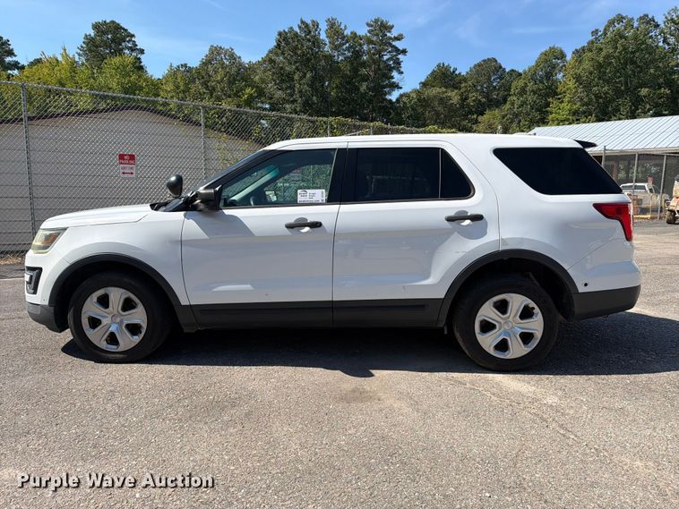 image for item DT2927 2016 Ford Explorer Police Interceptor SUV