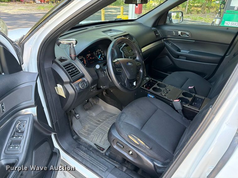 image for item DT2927 2016 Ford Explorer Police Interceptor SUV