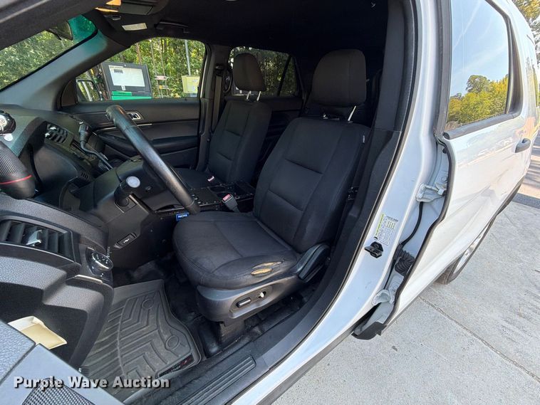 image for item DT2927 2016 Ford Explorer Police Interceptor SUV