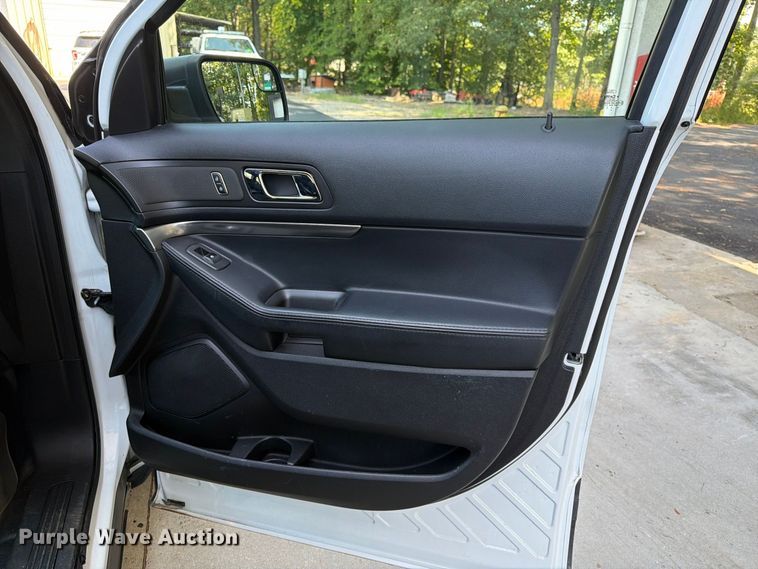 image for item DT2927 2016 Ford Explorer Police Interceptor SUV