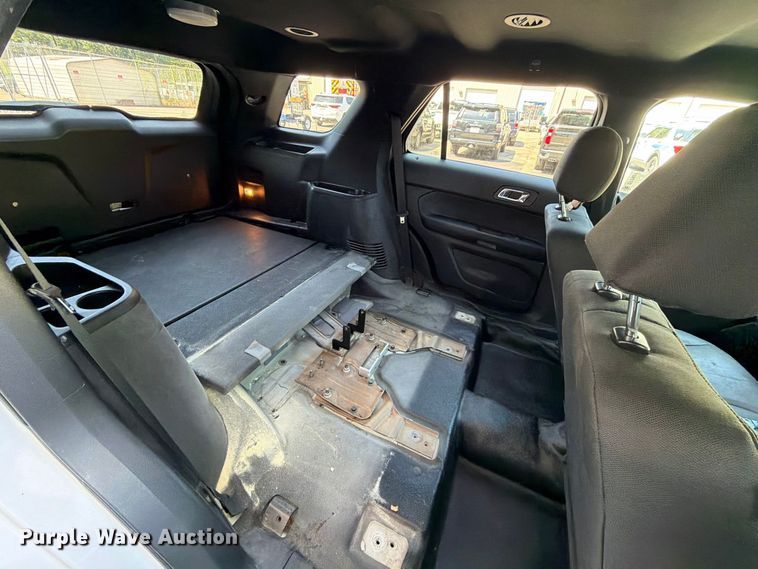 image for item DT2927 2016 Ford Explorer Police Interceptor SUV
