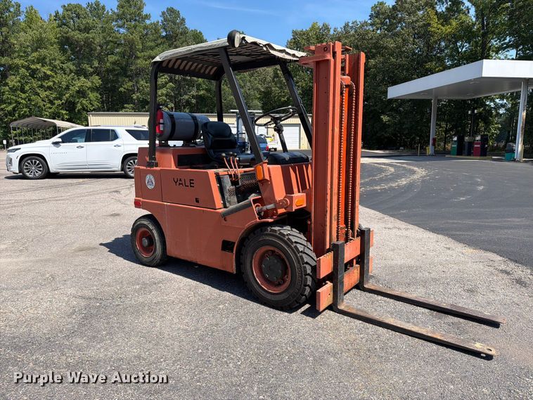 image for item DT2928 Yale G51P-040-CAS-G forklift