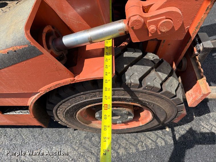 image for item DT2928 Yale G51P-040-CAS-G forklift