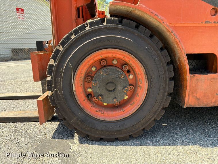 image for item DT2928 Yale G51P-040-CAS-G forklift